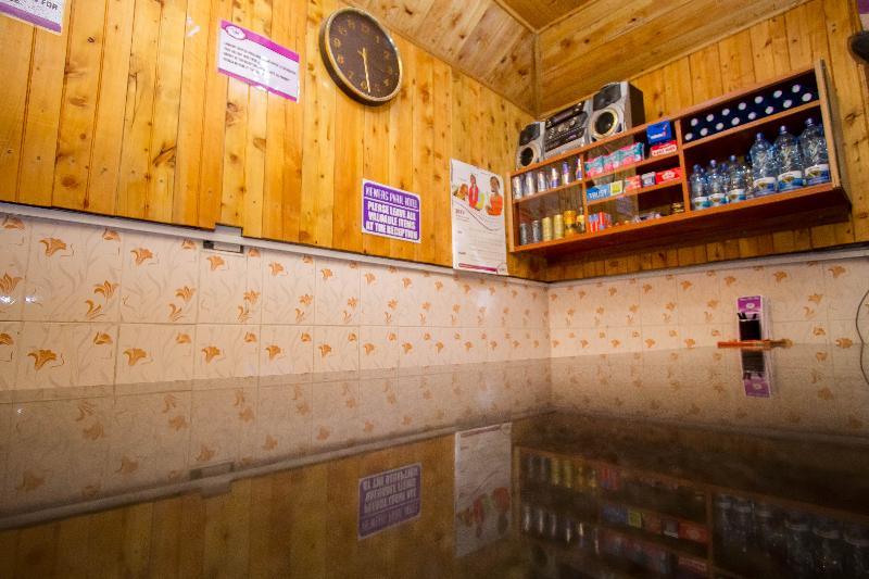Viewers Park Hotel Найваша Екстериор снимка