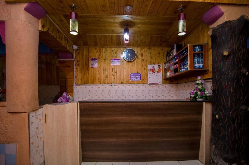 Viewers Park Hotel Найваша Екстериор снимка