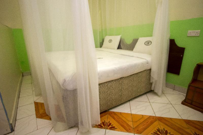 Viewers Park Hotel Найваша Екстериор снимка
