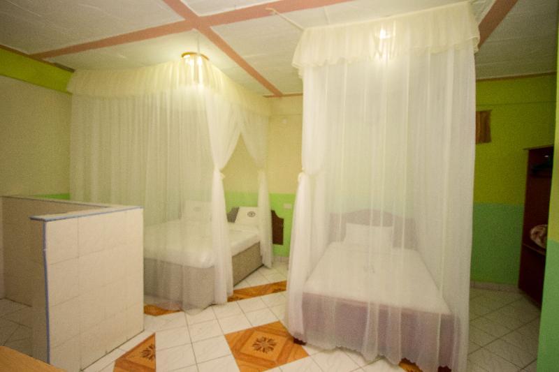 Viewers Park Hotel Найваша Екстериор снимка